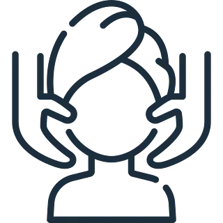 Kvinne får skuldermassasje